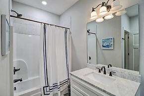 All-encompassing Lakehouse w/ Modern Accents!