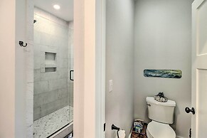 All-encompassing Lakehouse w/ Modern Accents!