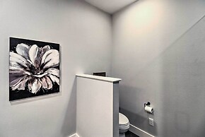 All-encompassing Lakehouse w/ Modern Accents!