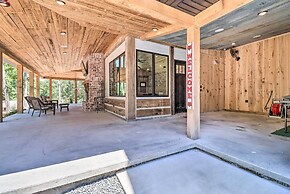 All-encompassing Lakehouse w/ Modern Accents!