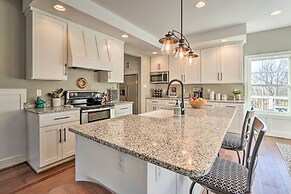 Morrisonville Manor w/ Fire Pit & Hot Tub!