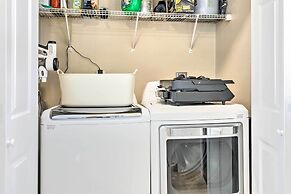 Modern & Chic Gulfport Escape: Walk to Beach!