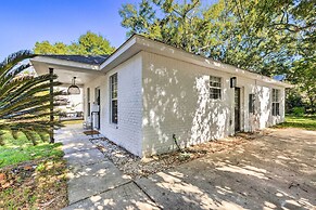 Modern & Chic Gulfport Escape: Walk to Beach!