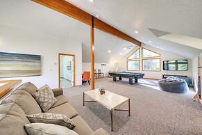 Expansive Waterfront Escape w/ Kayaks + Sups!