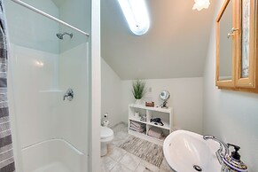 Expansive Waterfront Escape w/ Kayaks + Sups!