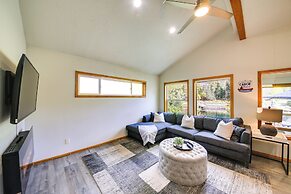 Expansive Waterfront Escape w/ Kayaks + Sups!