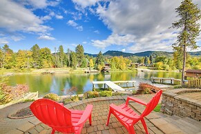 Expansive Waterfront Escape w/ Kayaks + Sups!