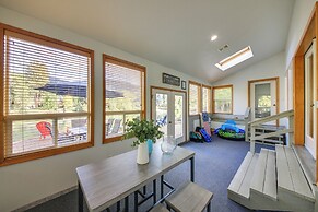 Expansive Waterfront Escape w/ Kayaks + Sups!