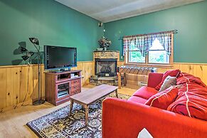 Slaty Fork Escape w/ Mountain View + Hot Tub!