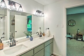 Deck & Resort Amenities: Hot Springs Home!