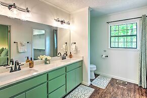 Deck & Resort Amenities: Hot Springs Home!