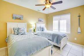 Lakefront Glendale Home w/ Pool, Boat & Fishing!