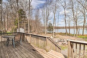 Pocono Lake Home w/ Fire Pit: Walk to Ski Hill!