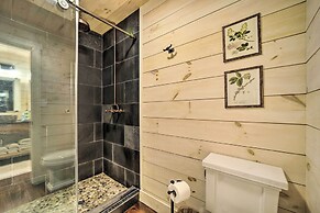 Mtn-view Getaway w/ Deck & Grill in Cashiers!