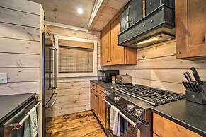 Mtn-view Getaway w/ Deck & Grill in Cashiers!