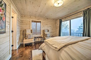 Mtn-view Getaway w/ Deck & Grill in Cashiers!