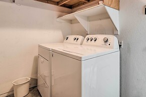 2 Mi to Sports Complex: Peoria Home w/ Patio!