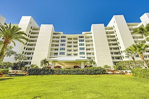 Oceanfront Marco Island Escape w/ Beach Access!