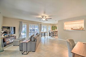 Sleek Phoenix Condo: Walk to Biltmore Fashion Park