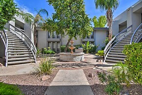 Sleek Phoenix Condo: Walk to Biltmore Fashion Park