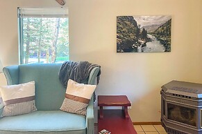 Beautiful Mccall Cabin: Perfect for Families!