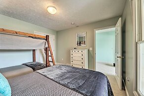 Bright Manistee Condo w/ Beach + Pool Access!