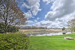 Bright Manistee Condo w/ Beach + Pool Access!