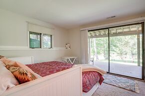 Getaway w/ Lake Views Near Wintergreen Resort!