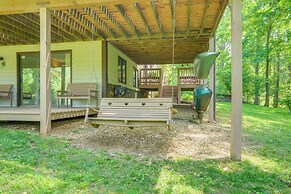 Getaway w/ Lake Views Near Wintergreen Resort!
