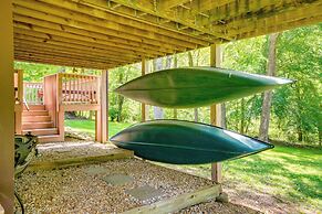 Getaway w/ Lake Views Near Wintergreen Resort!