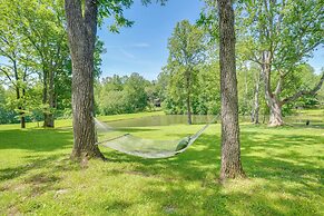 Getaway w/ Lake Views Near Wintergreen Resort!