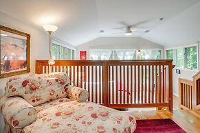 Getaway w/ Lake Views Near Wintergreen Resort!