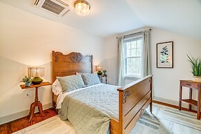 Hot Tub & Lake Access at Poconos Getaway!