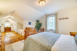 Hot Tub & Lake Access at Poconos Getaway!