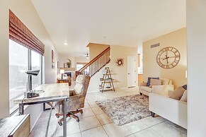 Gold Canyon Golfer's Getaway w/ Scenic Views!