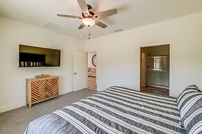 Charming Bakersfield Home w/ Yard & Patio!