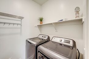 Charming Bakersfield Home w/ Yard & Patio!