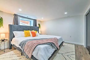 Spacious Oak Park Home, 11 Mi to Downtown Chicago!