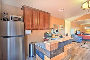 Dreamy Desert Studio w/ Deck + Pool Access!