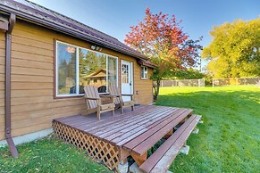 Lakeside Cabin w/ Beach ~ 14 Mi to Ski Area!