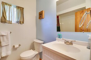 Lakeside Cabin w/ Beach ~ 14 Mi to Ski Area!