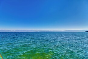 Lakeside Cabin w/ Beach ~ 14 Mi to Ski Area!