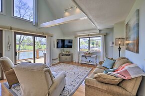 Lake House Haven: Fire Pit, Boat Dock + More!