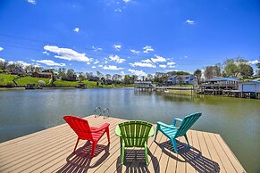 Lake House Haven: Fire Pit, Boat Dock + More!