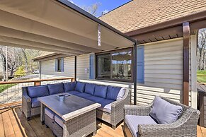 Lake House Haven: Fire Pit, Boat Dock + More!