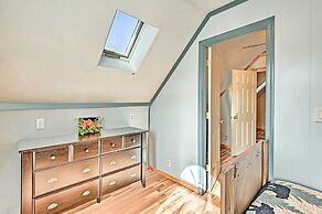 Near Trails, Lakes & Golf: Pinetop Home w/ Deck