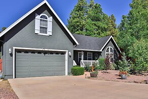 Near Trails, Lakes & Golf: Pinetop Home w/ Deck