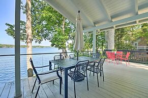 Dreamy Lake Norman Cottage w/ Panoramic Lake Views