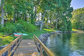 Dreamy Lake Norman Cottage w/ Panoramic Lake Views