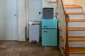 Dreamy Lake Norman Cottage w/ Panoramic Lake Views